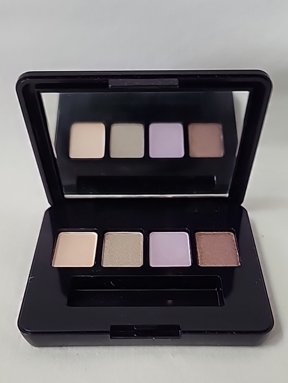 New! ESTEE LAUDER  Pure Color Envy Eye Shadow Palette 4 shades mirror compact
